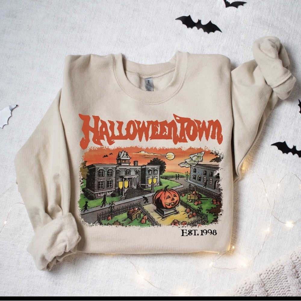 Halloween town crew neck Sweater